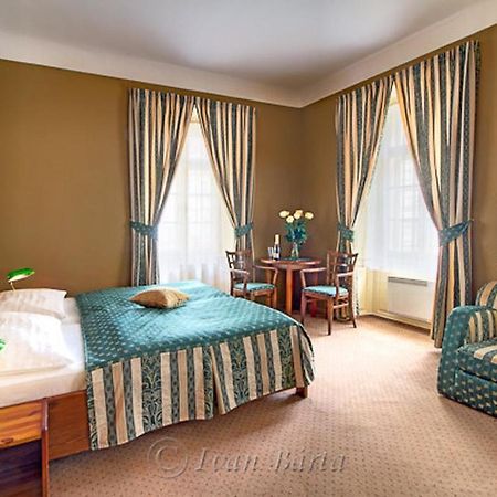 U Schnellu Hotel Прага Екстериор снимка