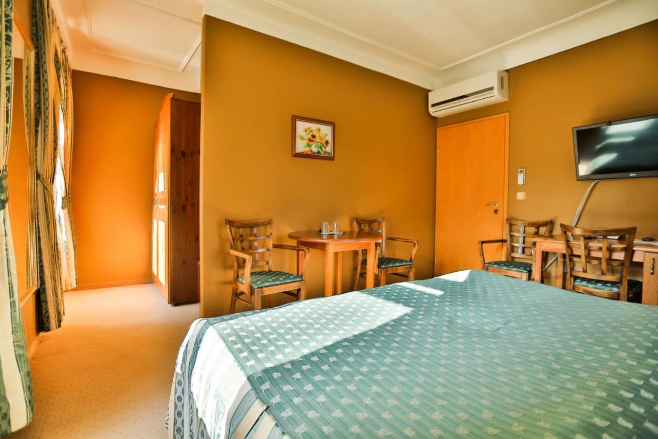 U Schnellu Hotel Прага Екстериор снимка
