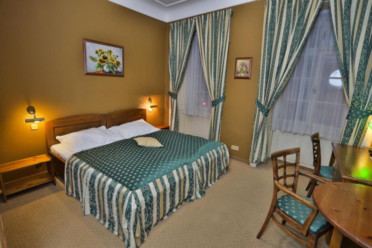U Schnellu Hotel Прага Екстериор снимка