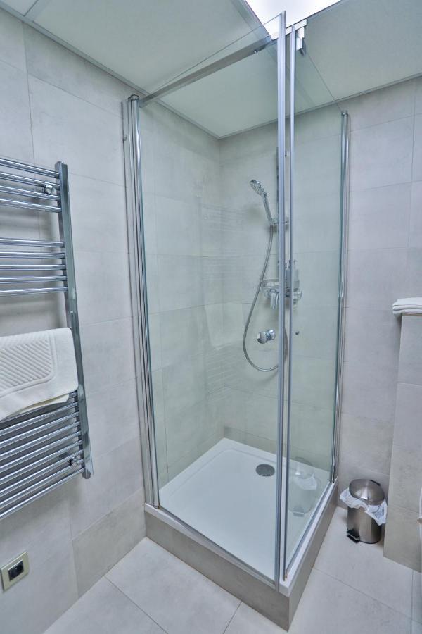 U Schnellu Hotel Прага Екстериор снимка