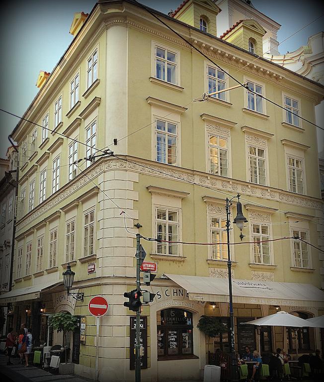 U Schnellu Hotel Прага Екстериор снимка