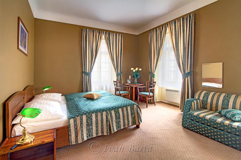 U Schnellu Hotel Прага Екстериор снимка