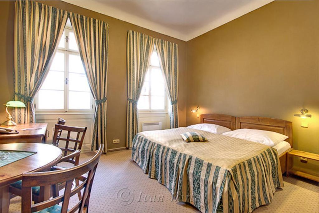 U Schnellu Hotel Прага Стая снимка